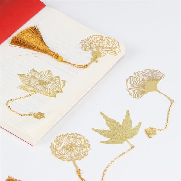 Tassel Bookmark Creative Shape High Durability Metal Hollow Bookmark with Chain Pendant Stationery Gifts for Home